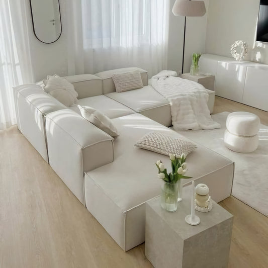 Ladi Couch